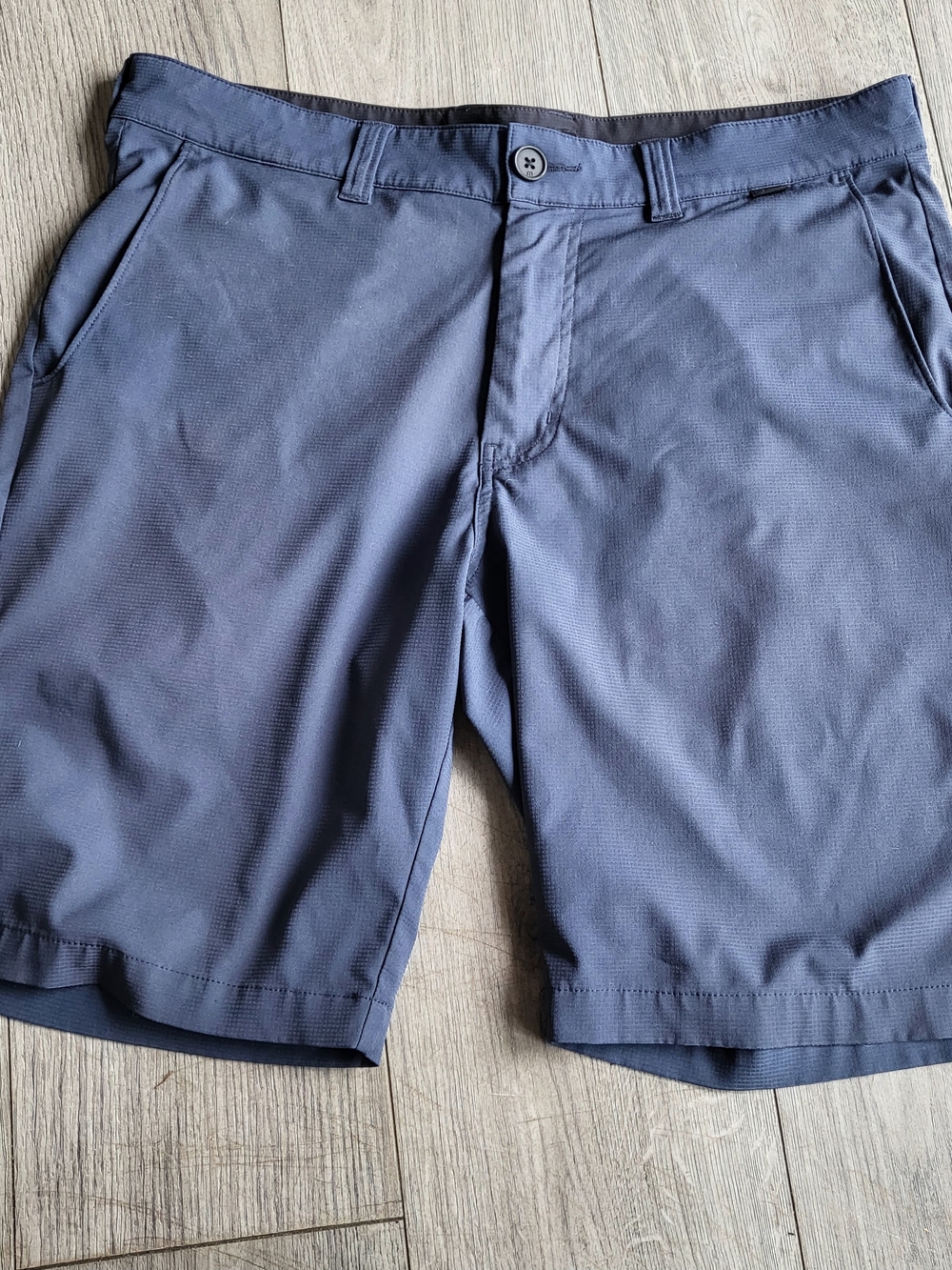 Travis Mathew Beck Performance Golf Shorts Navy Blue Mens 33 Casual